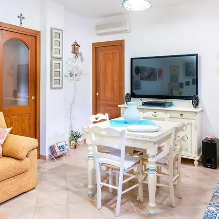 5 Minuti Dal Mare Casa Elegante Con Ac E Wifi Apartment
